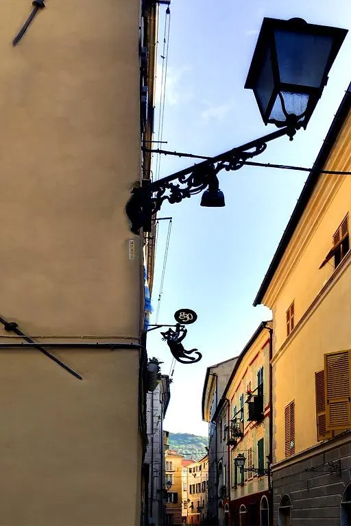G30 Finalborgo Lodging'N Bike Box Holiday home Finale Ligure